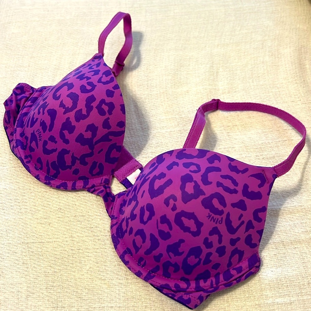 Purple leopard VS PINK bra 32B